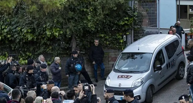 15enne a Casapound, volete solo voti