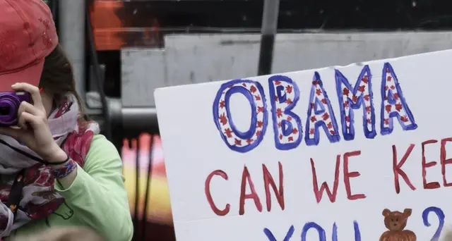 Obama a Berlino, accoglienza da rockstar