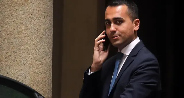 Di Maio, preoccupa Lega con negazionisti