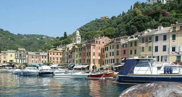 Riapre alle auto strada Portofino