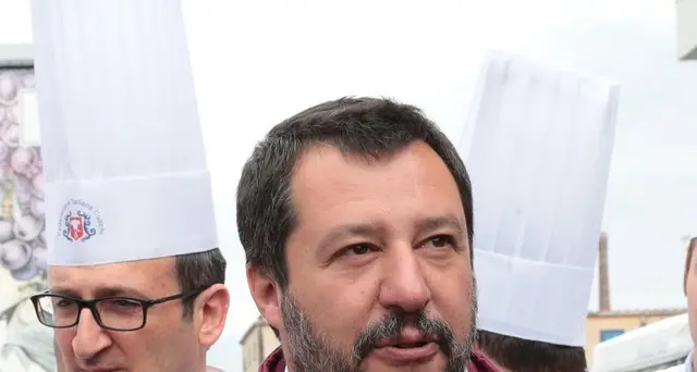 Salvini,5s ha avuto reddito,ora flat tax