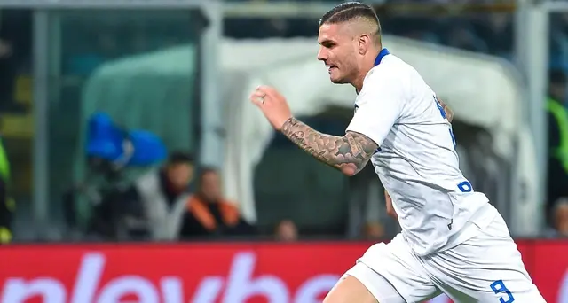 Applausi e qualche fischio per Icardi