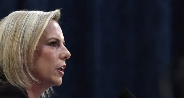 Trump silura la ministra dell' Interno