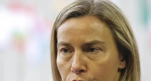 Mogherini a Haftar,fermi azioni militari