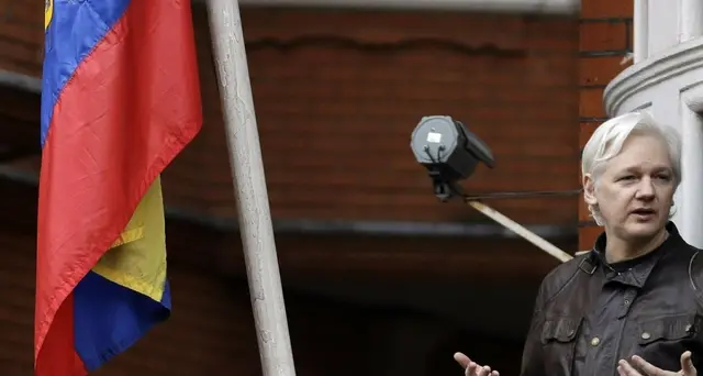 Wikileaks: Londra, arrestato Assange