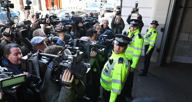 Usa, Assange accusato di cyber-pirateria