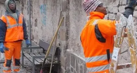 Migranti, tre espulsioni al Cas in zona industriale