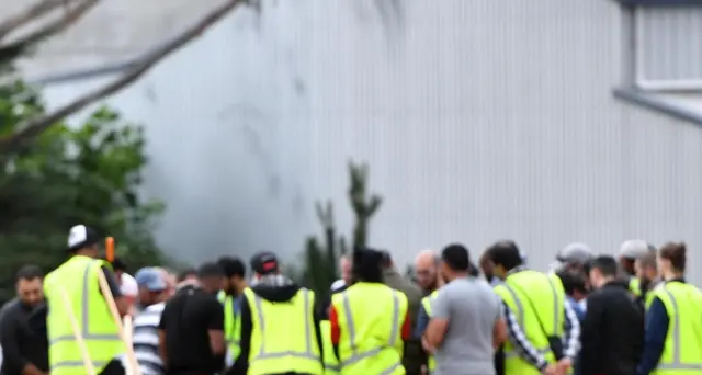 Video moschee, processo per 6 persone