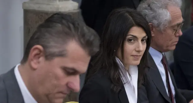 Legale Raggi, querela per Bagnacani