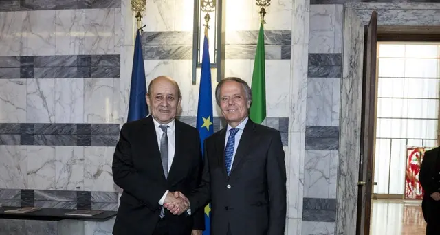 Francia,no a soluzione militare in Libia