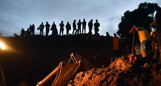 Colombia, valanga su villaggio: 17 morti