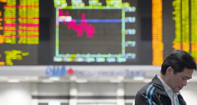 Borsa Tokyo apre in rialzo (+0,40%)