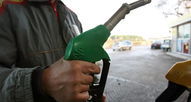 Carburanti, siamo la regione più cara d'Italia