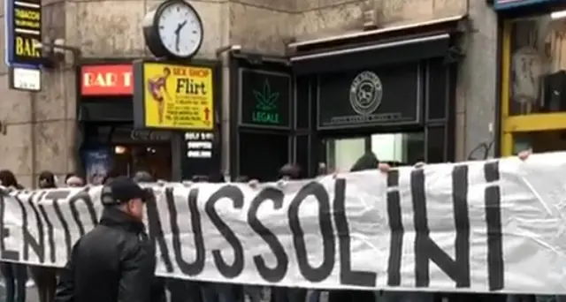 Striscione fascista: 8 ultrà indagati