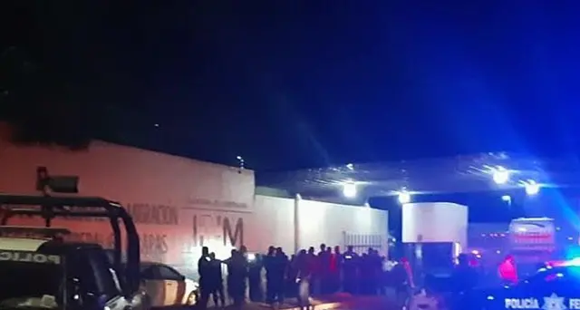 Messico, evadono 1.300 migranti cubani