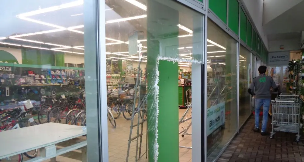 Storo, rubate biciclette e motoseghe per 50 mila euro