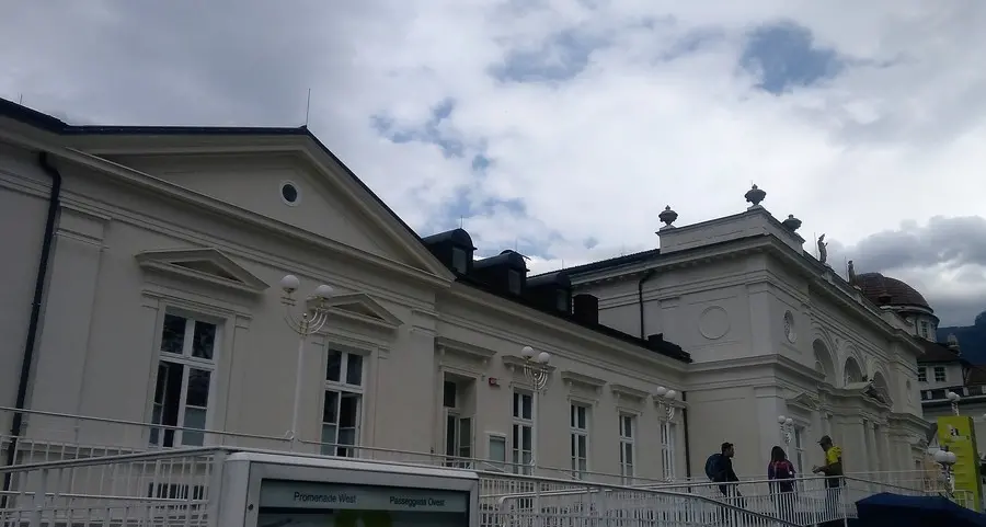 Kurhaus, ritorno alle origini Lifting da 600 mila euro