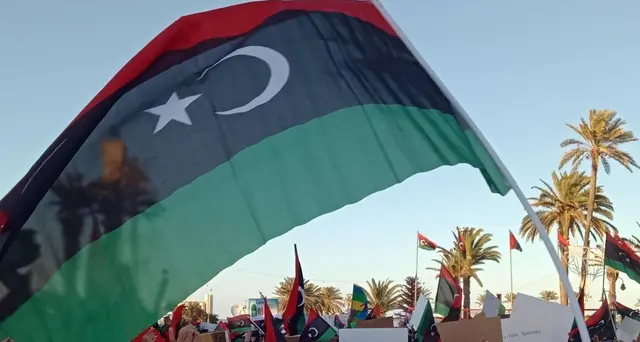 Portavoce Sarraj, aerei stranieri Haftar