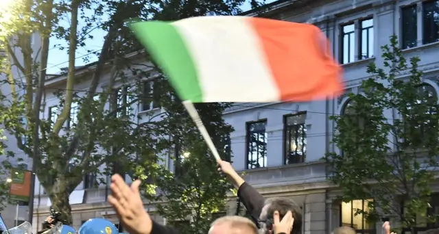 Ramelli: cariche e due feriti non gravi