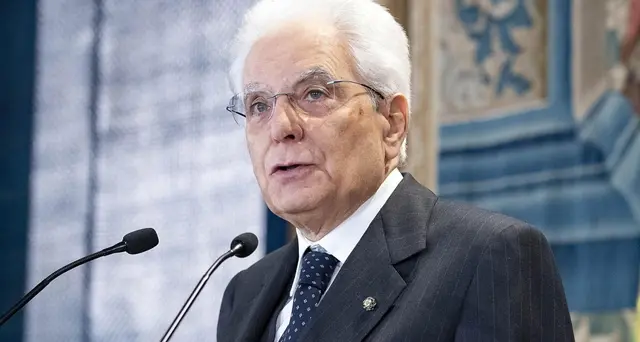 Mattarella, azionare leva fiscale