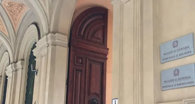 Richiedenti asilo,scontro Salvini-Merola
