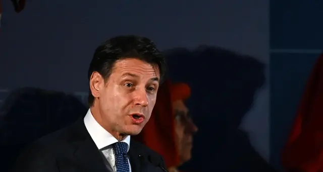 Conte, soldi a Africa e corridoi Ue