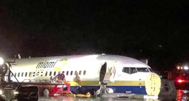 Boeing finisce in un fiume in Florida