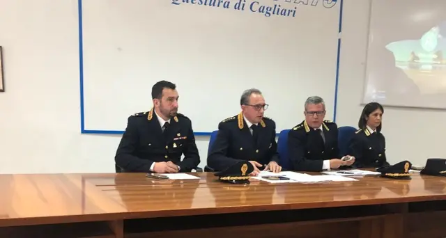 Migranti,arrestati 2 dipendenti pubblici