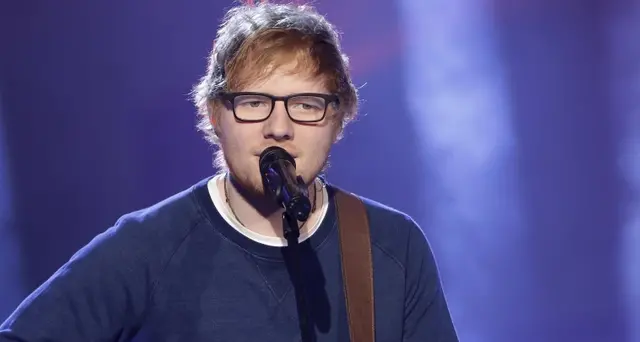 Sheeran con Bieber in I don't care