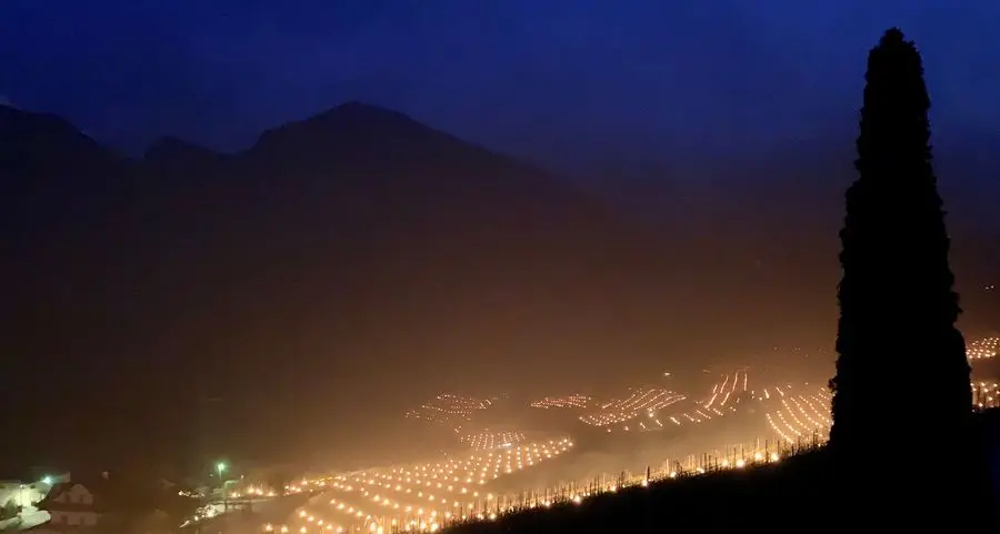 Un “mare” di candele antigelo