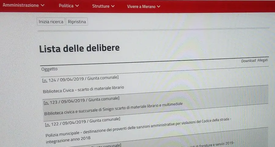 Trasparenza: spariscono decine di delibere