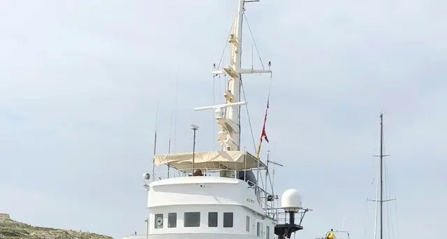 Mare Jonio a Lampedusa, nave sequestrata