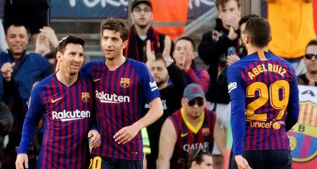 Barca batte Getafe, Valencia ringrazia