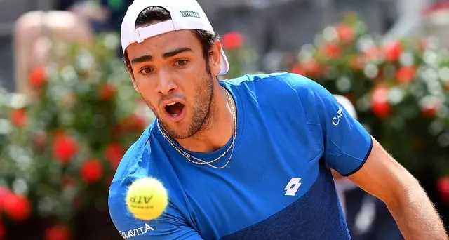 Impresa Berrettini, battuto Zverev