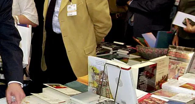 \"No Altaforte in sala partigiano\"