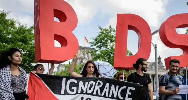 Bundestag: Bds antisemita, basta fondi