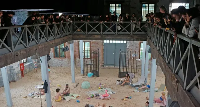 Lituania cerca bagnanti per Biennale