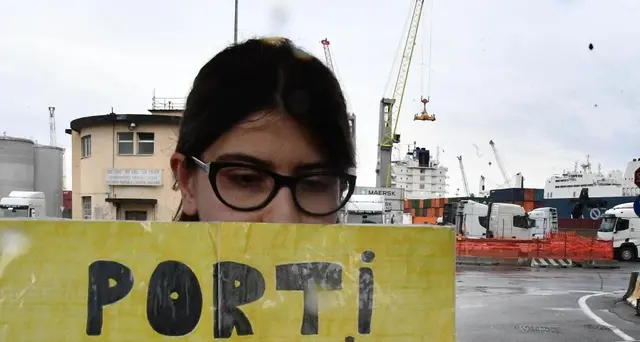 Cargo delle armi ha lasciato Genova