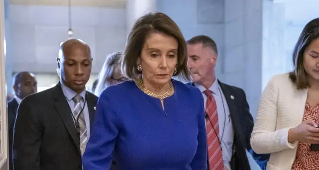Pelosi, insabbiamento è da impeachment