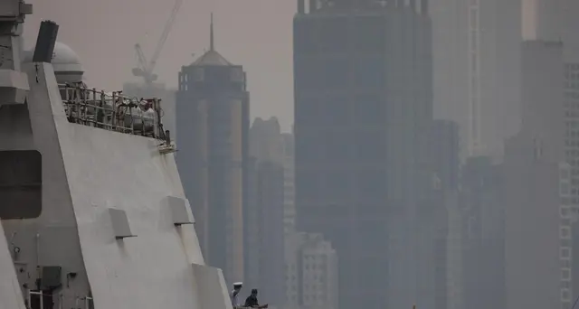Cina, navi Usa nello Stretto di Taiwan
