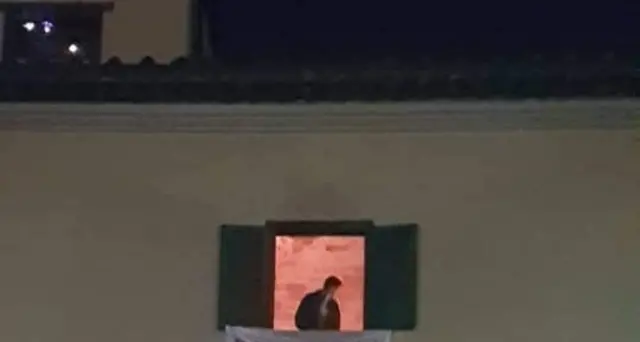 Striscioni anti-Salvini a Cascina