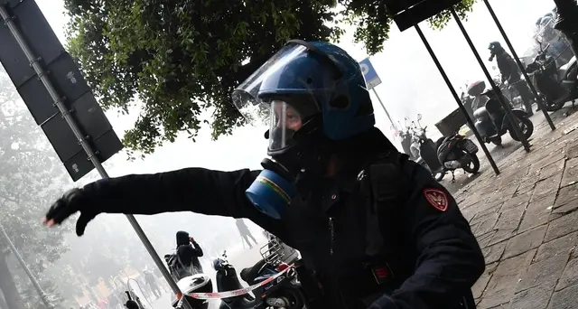 Pm indaga su manifestanti e polizia