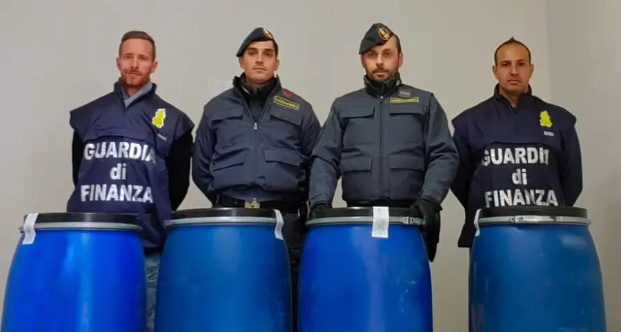 Sequestrati 400 litri di gasolio, scatta la denuncia