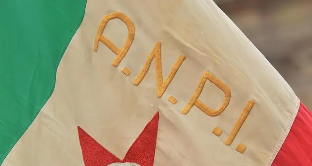 Milano, vandalizzata lapide a partigiano
