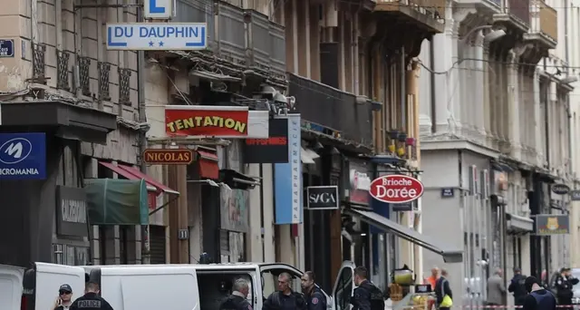 Lione: sospetto fece ricerche su bombe