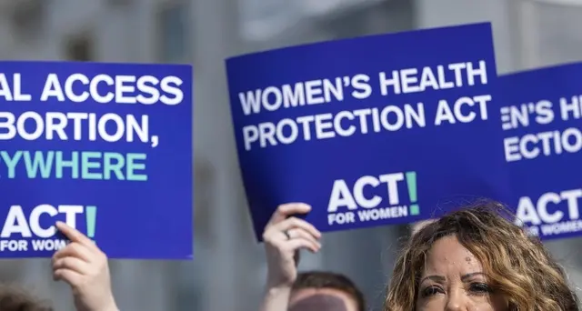Usa,stretta su aborto anche in Louisiana
