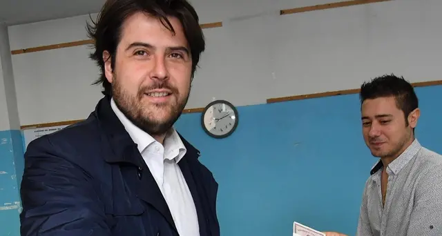 Rixi: Buffagni, deve lasciare