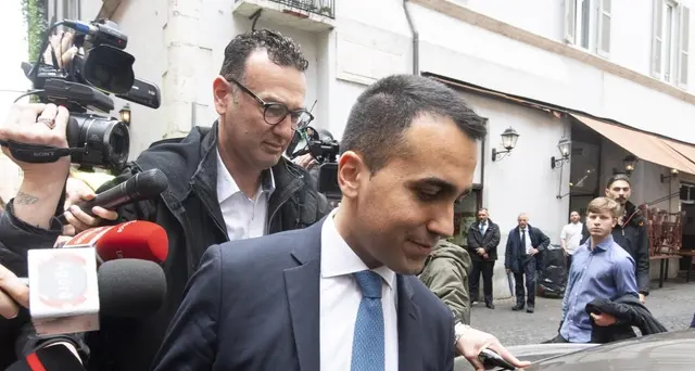 Di Maio confermato leader con 80%