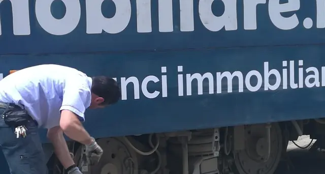 Deraglia tram a Roma, nessun ferito