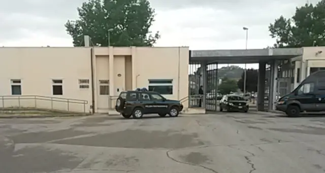 Suicida cella condannato omicidio madre